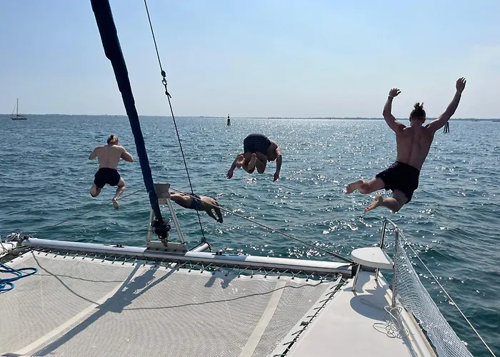 Botel Principessa Dei Draghi Full Day And Night Experience *